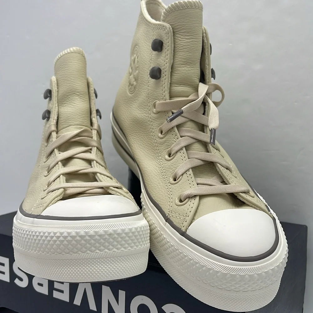 Converse Women's High-Top Platform Sneakers CTAS LIFT HI MISO GLAZE/TRUFFLE